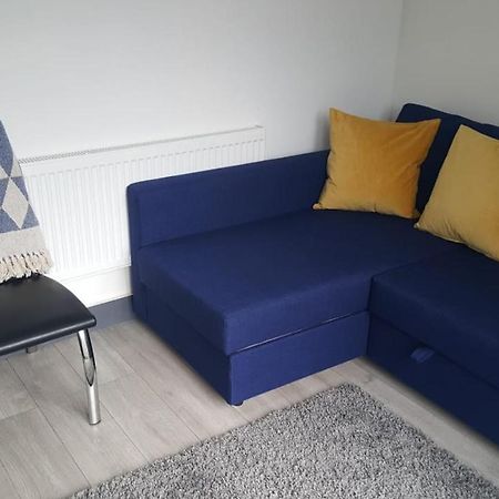 Homestay In Birmingham Sleeps 8 - Free Parking & Wifi Экстерьер фото