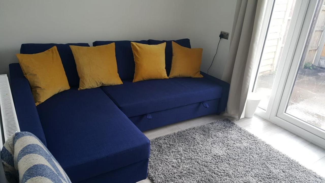 Homestay In Birmingham Sleeps 8 - Free Parking & Wifi Экстерьер фото